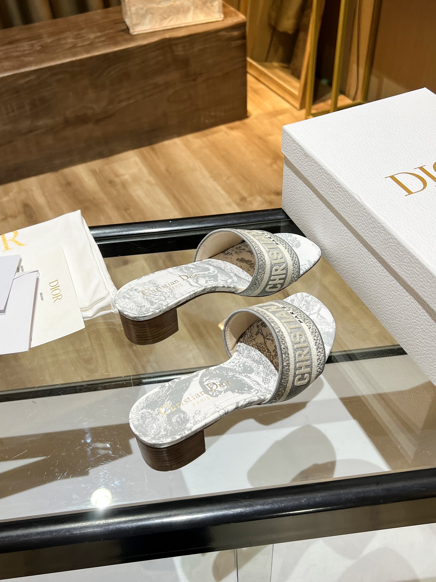 Women's high heels